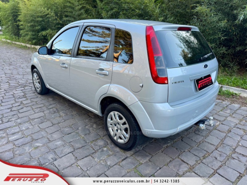 FIESTA 1.6 ROCAM HATCH 8V FLEX 4P MANUAL - 2014 - NOVA PRATA