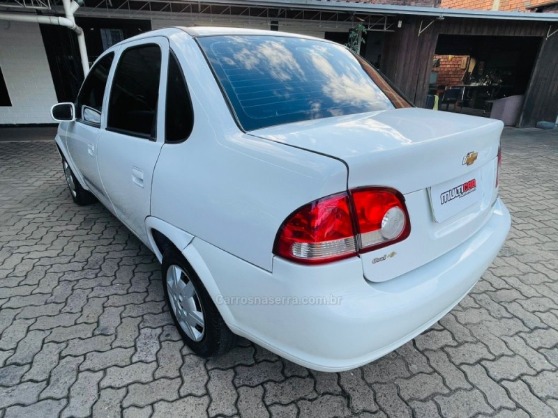 CLASSIC 1.0 MPFI LS 8V FLEX 4P MANUAL - 2016 - CAMPO BOM
