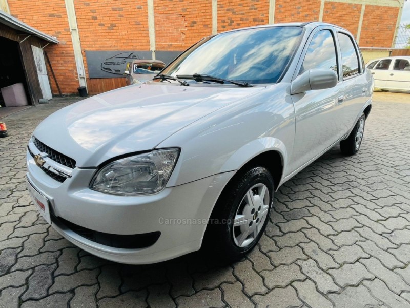 CLASSIC 1.0 MPFI LS 8V FLEX 4P MANUAL - 2016 - CAMPO BOM