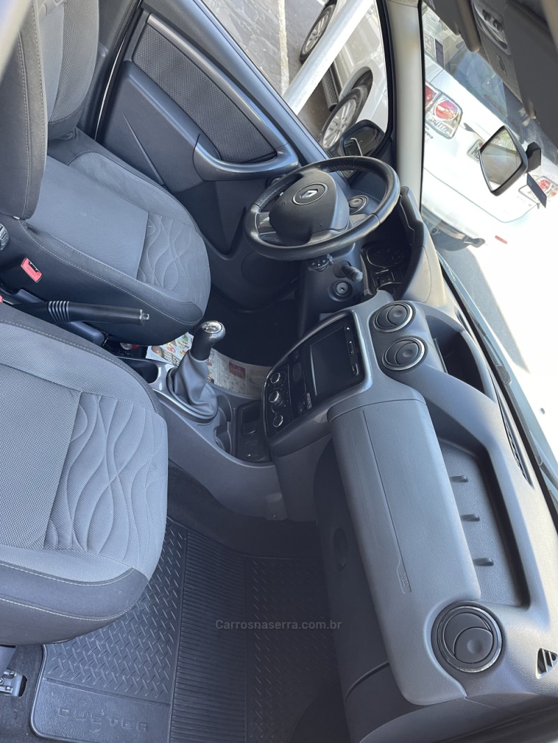 DUSTER 1.6 TECH ROAD 4X2 16V FLEX 4P MANUAL - 2014 - BENTO GONçALVES
