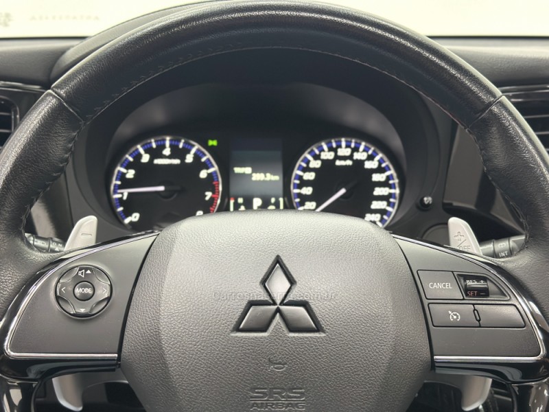 OUTLANDER 2.0 16V GASOLINA 4P AUTOMÁTICO - 2016 - SANTA CRUZ DO SUL