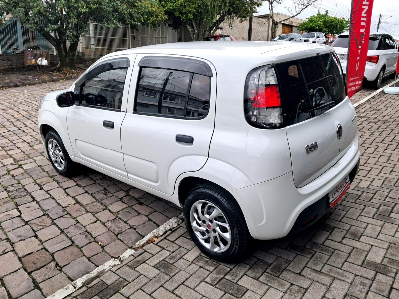 UNO 1.0 FIREFLY FLEX ATTRACTIVE 4P MANUAL - 2017 - CAXIAS DO SUL