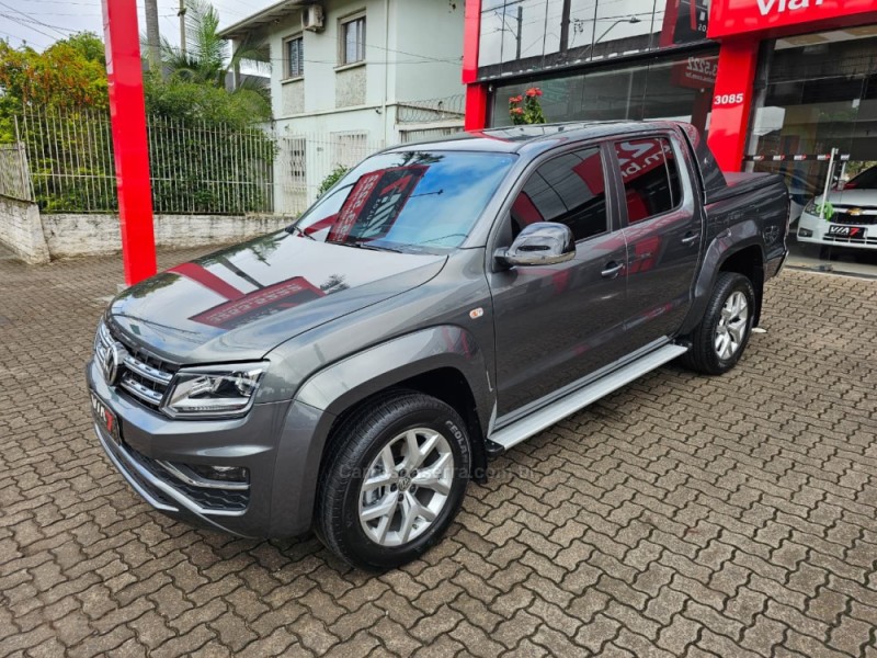 AMAROK 3.0 V6 EXTREME CD DIESEL 4X4 AT 4P AUTOMÁTICO - 2023 - NOVO HAMBURGO