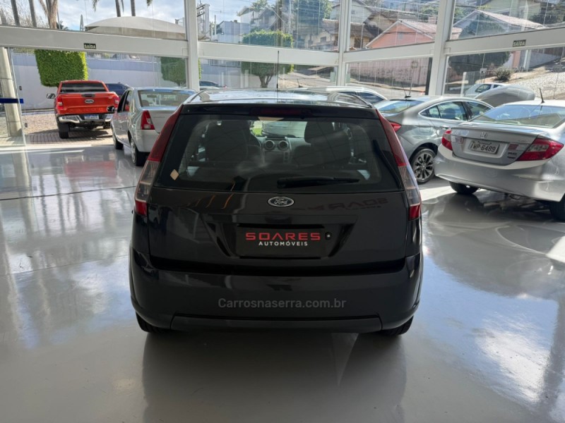 FIESTA 1.6 MPI CLASS 8V GASOLINA 4P MANUAL - 2009 - NOVO HAMBURGO
