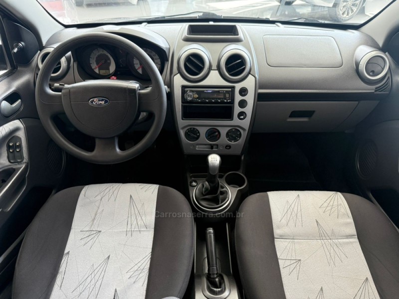 FIESTA 1.6 MPI CLASS 8V GASOLINA 4P MANUAL - 2009 - NOVO HAMBURGO