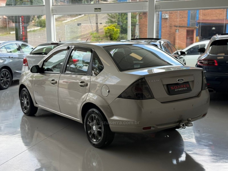 FIESTA 1.6 MPI CLASS SEDAN 8V FLEX 4P MANUAL - 2012 - NOVO HAMBURGO