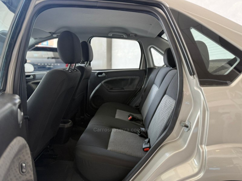 FIESTA 1.6 MPI CLASS SEDAN 8V FLEX 4P MANUAL - 2012 - NOVO HAMBURGO