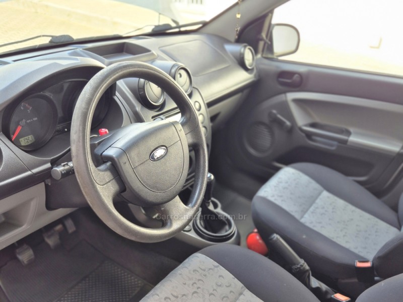 FIESTA 1.0 MPI 8V GASOLINA 4P MANUAL - 2008 - CAXIAS DO SUL