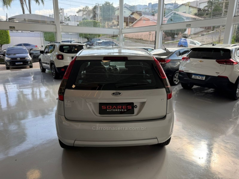 FIESTA 1.6 MPI CLASS HATCH 8V FLEX 4P MANUAL - 2011 - NOVO HAMBURGO