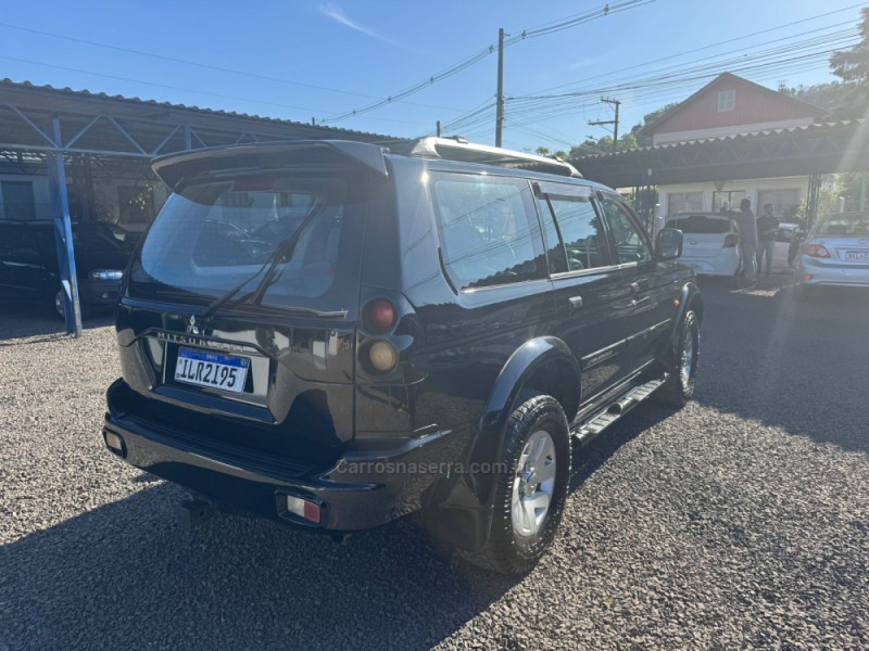 PAJERO 2.8 GLS 4X4 8V TURBO DIESEL 4P AUTOMÁTICO - 2004 - IGREJINHA