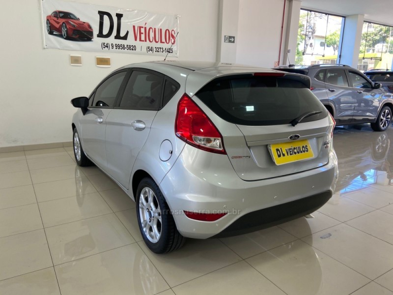 FIESTA 1.6 SE HATCH 16V FLEX 4P AUTOMÁTICO - 2014 - NOVA BASSANO
