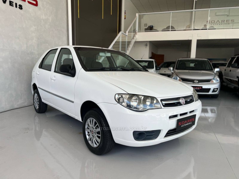 PALIO 1.0 MPI FIRE CELEBRATION 8V FLEX 4P MANUAL - 2014 - NOVO HAMBURGO
