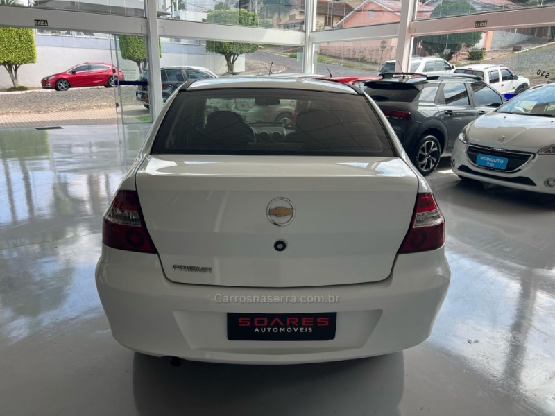PRISMA 1.4 MPFI MAXX 8V FLEX 4P MANUAL - 2011 - NOVO HAMBURGO