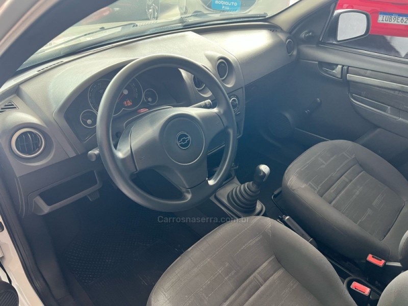 PRISMA 1.4 MPFI MAXX 8V FLEX 4P MANUAL - 2011 - NOVO HAMBURGO
