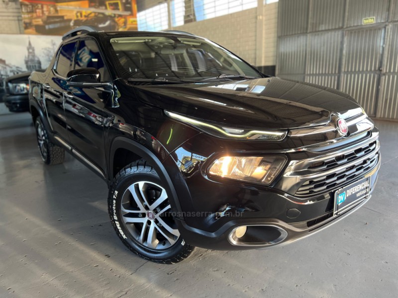 TORO 2.0 16V TURBO DIESEL VOLCANO AT9 4X4 AUTOMÁTICO - 2018 - CAXIAS DO SUL