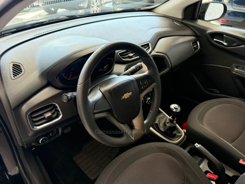 ONIX 1.4 MPFI LTZ 8V FLEX 4P MANUAL - 2016 - NOVO HAMBURGO