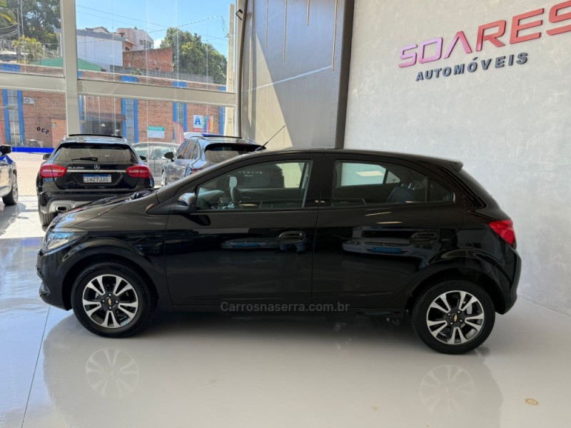 ONIX 1.4 MPFI LTZ 8V FLEX 4P MANUAL - 2016 - NOVO HAMBURGO