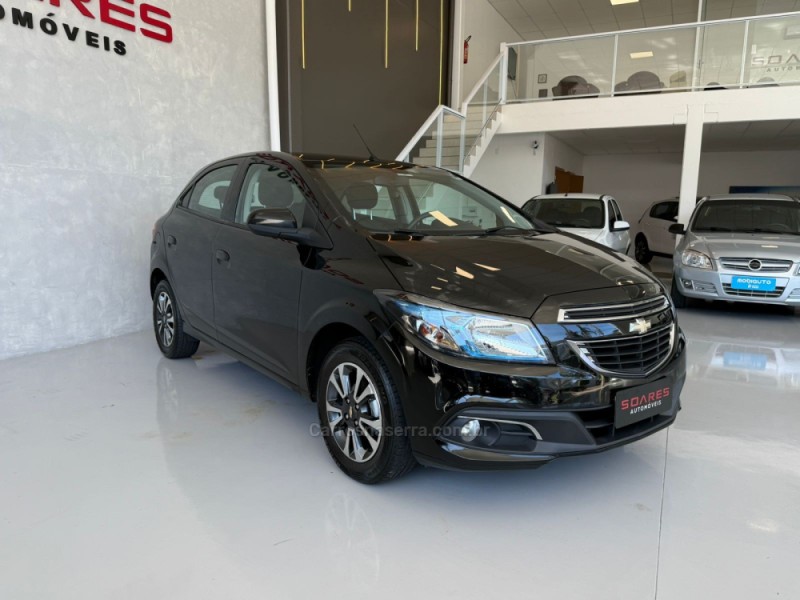 ONIX 1.4 MPFI LTZ 8V FLEX 4P MANUAL - 2016 - NOVO HAMBURGO