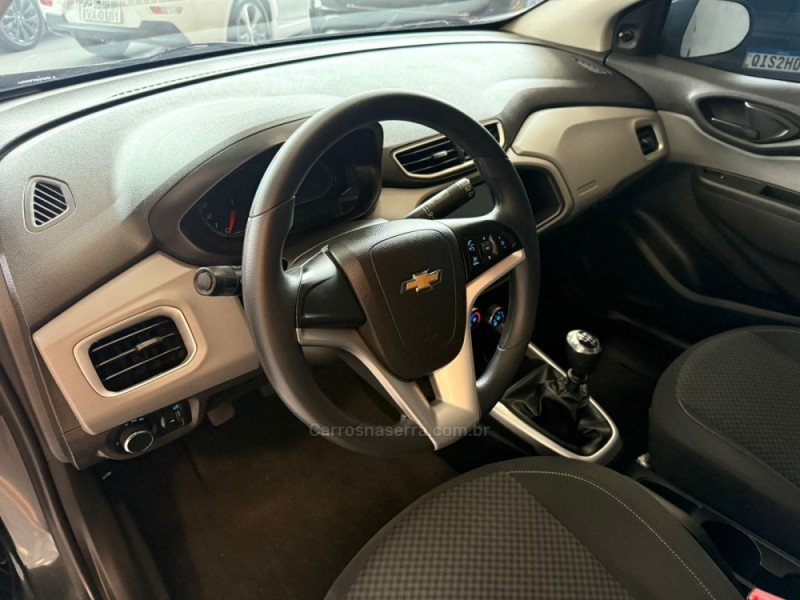 ONIX 1.0 LT PLUS 8V FLEX 4P MANUAL - 2018 - NOVO HAMBURGO