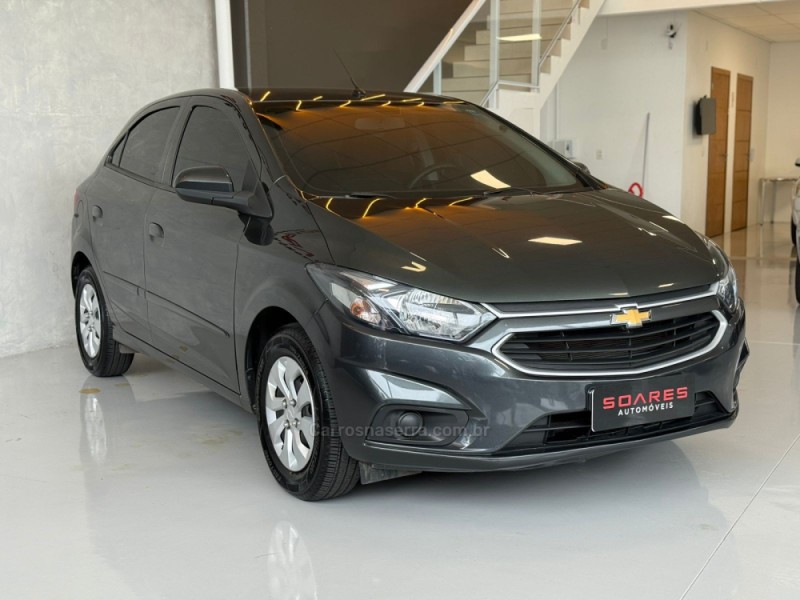 ONIX 1.0 LT PLUS 8V FLEX 4P MANUAL - 2018 - NOVO HAMBURGO