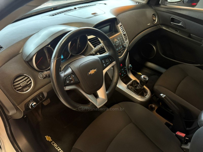 CRUZE 1.8 LT SPORT6 16V FLEX 4P MANUAL - 2014 - NOVO HAMBURGO