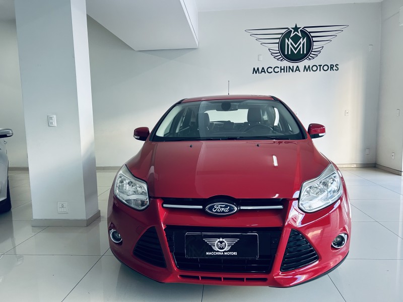 FOCUS 2.0 TITANIUM HATCH 16V FLEX 4P AUTOMÁTICO - 2015 - CAXIAS DO SUL