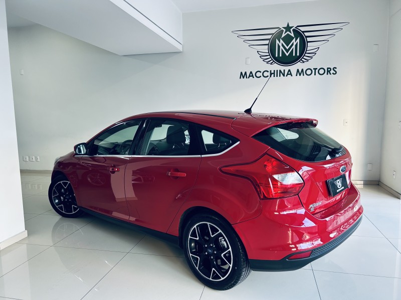 FOCUS 2.0 TITANIUM HATCH 16V FLEX 4P AUTOMÁTICO - 2015 - CAXIAS DO SUL