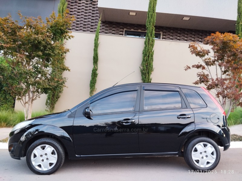 FIESTA 1.6 ROCAM SE 8V FLEX 4P MANUAL - 2014 - FARROUPILHA