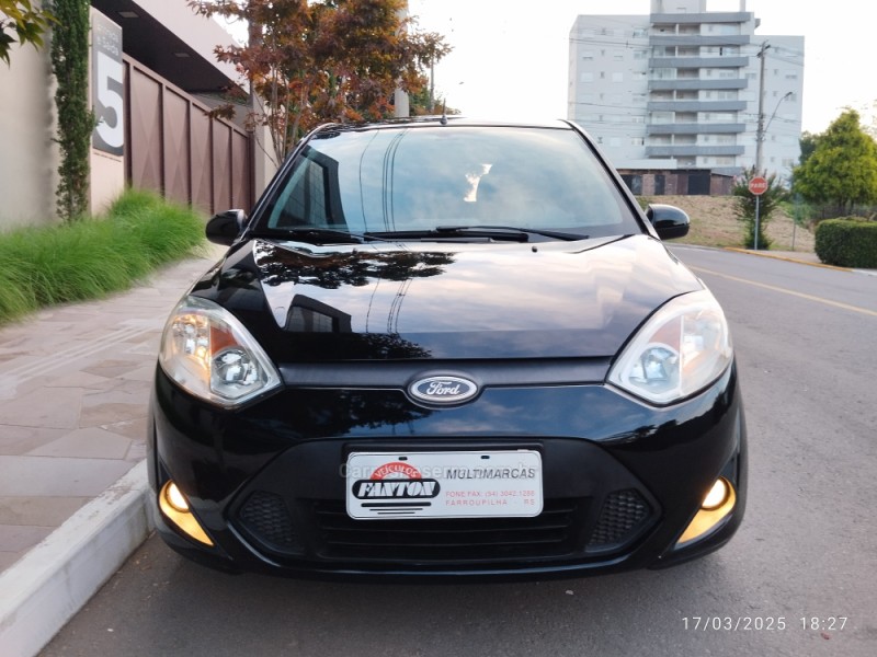 FIESTA 1.6 ROCAM SE 8V FLEX 4P MANUAL - 2014 - FARROUPILHA