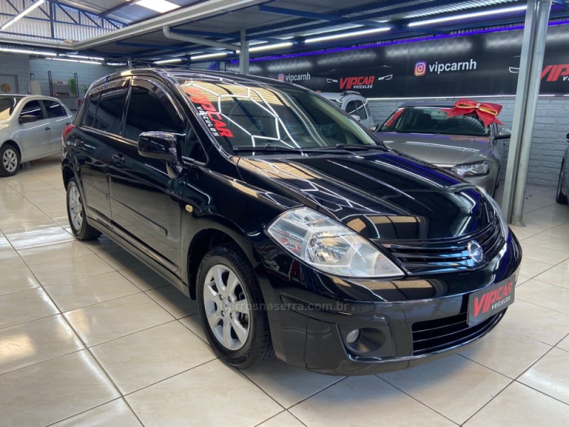 TIIDA 1.8 S 16V GASOLINA 4P MANUAL - 2011 - ESTâNCIA VELHA