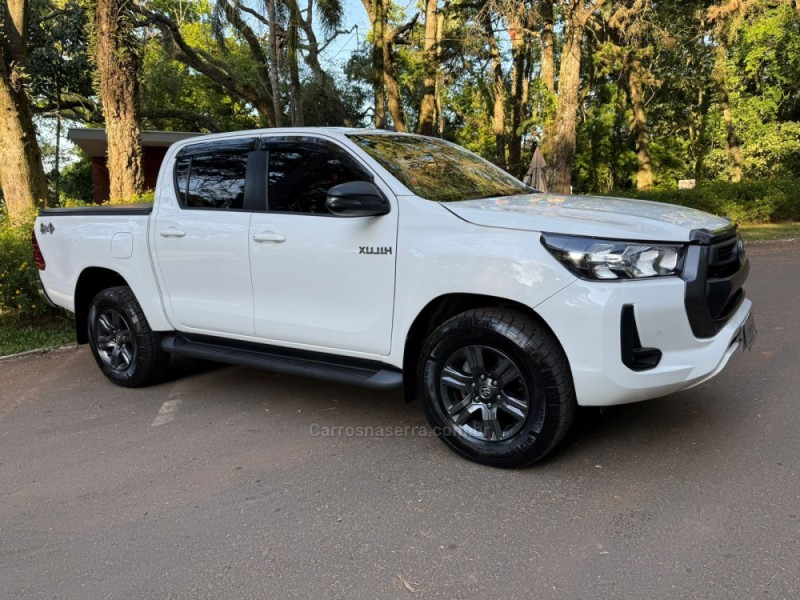 HILUX 2.8 SR 4X4 CD 16V DIESEL 4P AUTOMÁTICO - 2024 - DOIS IRMãOS