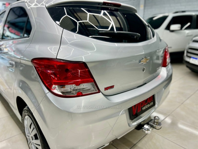 ONIX 1.0 MPFI LT 8V FLEX 4P MANUAL - 2015 - ESTâNCIA VELHA