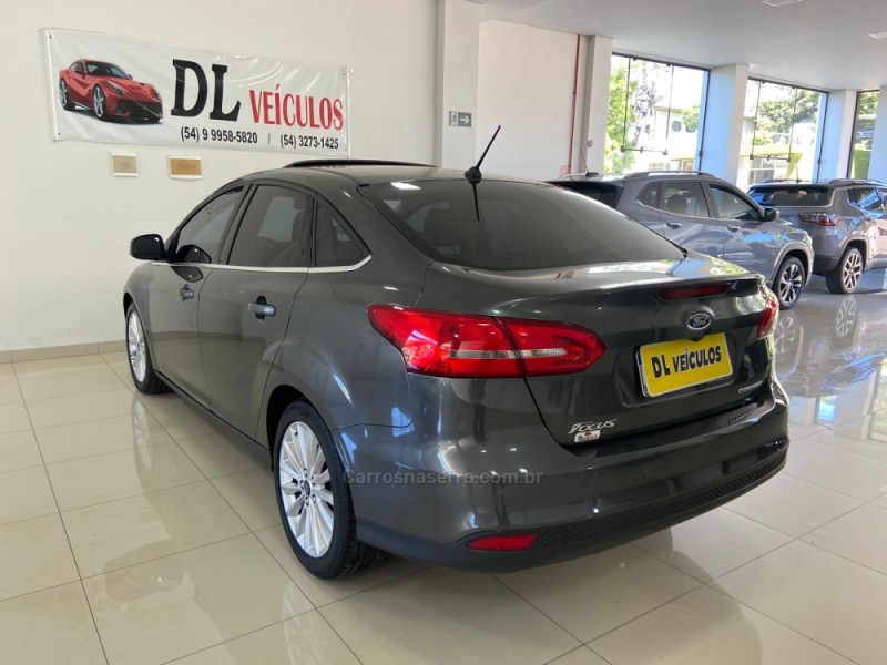 FOCUS 2.0 TITANIUM SEDAN 16V FLEX 4P AUTOMÁTICO - 2018 - NOVA BASSANO