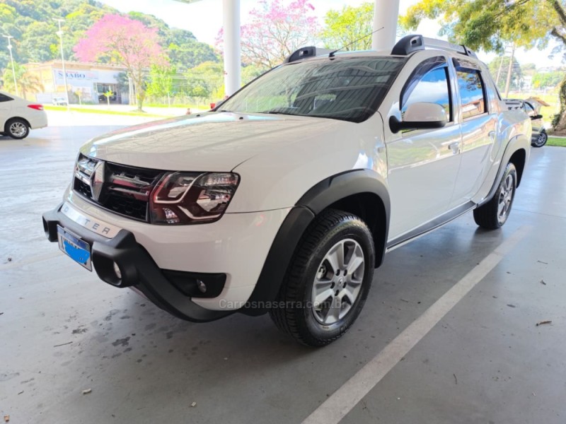 OROCH 1.6 16V DYNAMIQUE FLEX 4P MANUAL