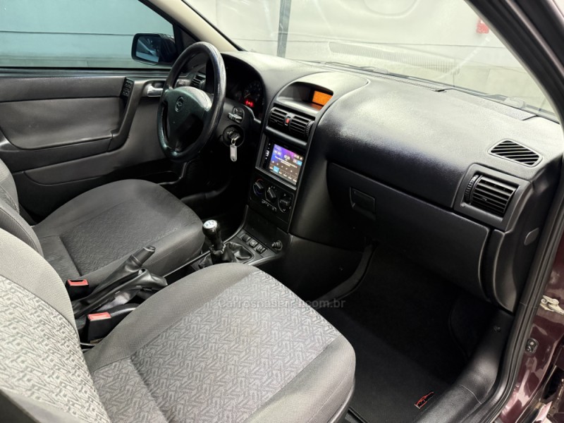 ASTRA 2.0 MPFI ADVANTAGE SEDAN 8V FLEX 4P MANUAL - 2007 - SAPIRANGA