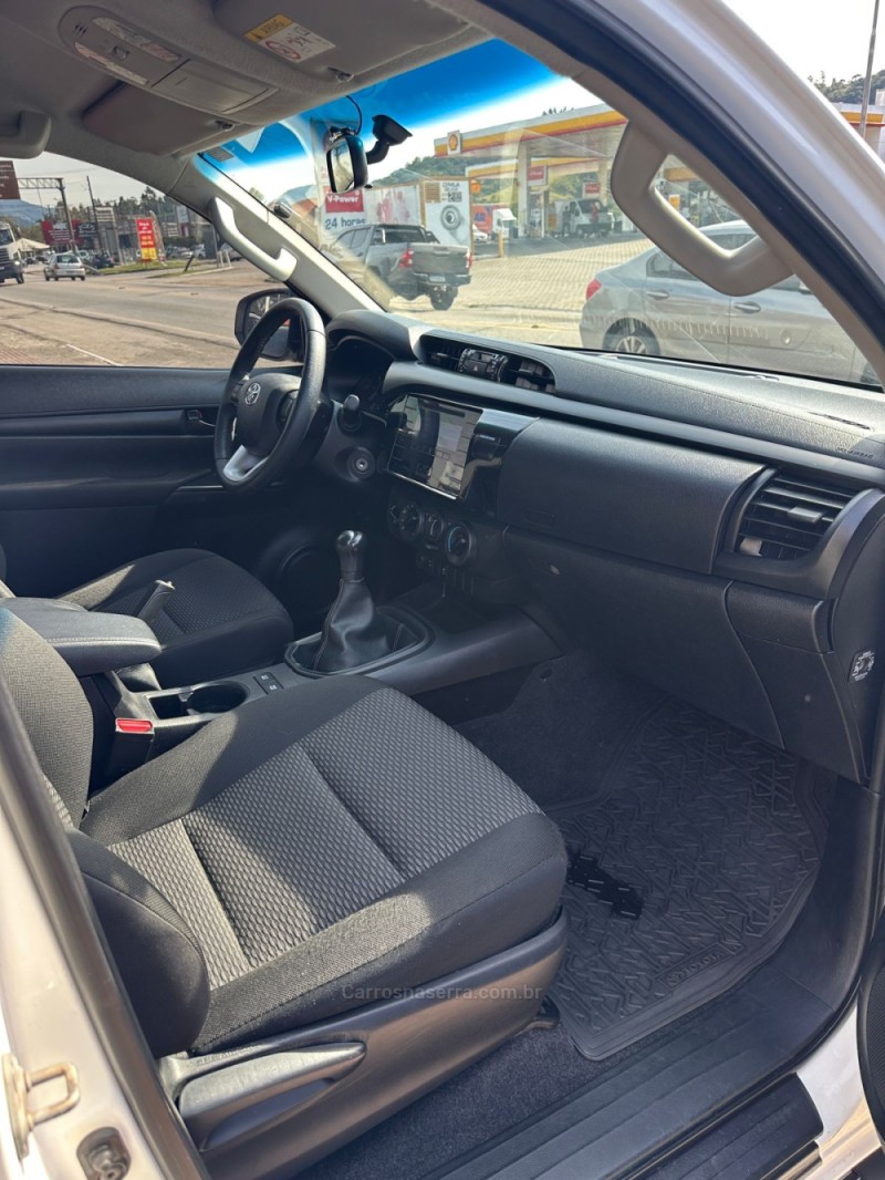 HILUX 2.8 4X4 CD 8V DIESEL 4P MANUAL - 2020 - CAXIAS DO SUL