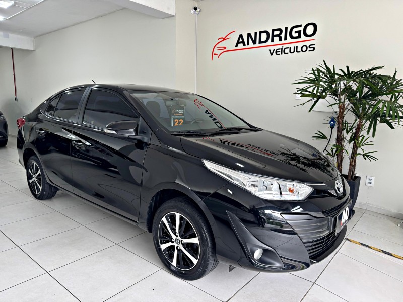 yaris 1.5 xs sedan 16v flex 4p automatico 2022 caxias do sul