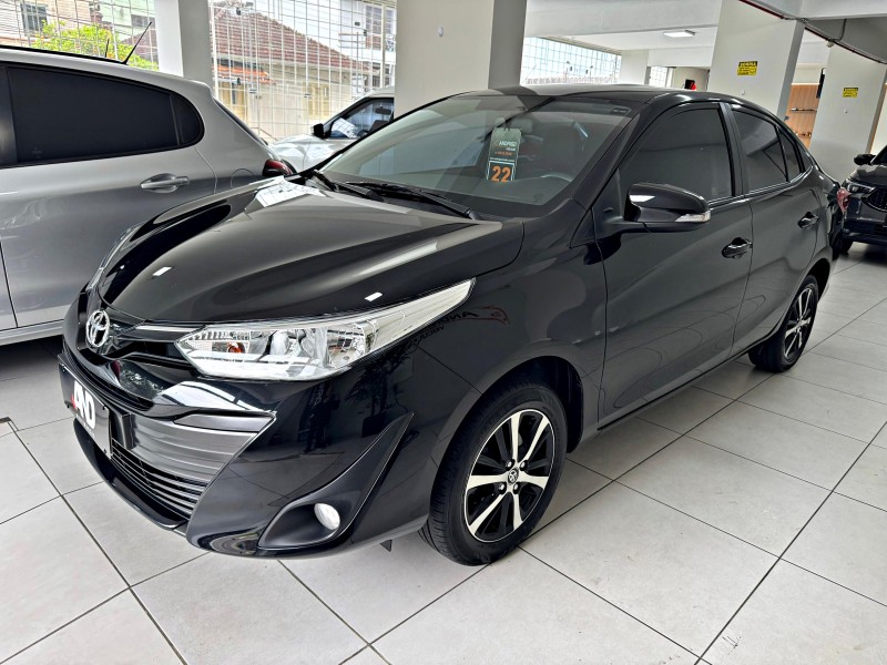 YARIS 1.5 XS SEDAN 16V FLEX 4P AUTOMÁTICO - 2022 - CAXIAS DO SUL