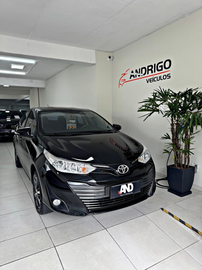 YARIS 1.5 XS SEDAN 16V FLEX 4P AUTOMÁTICO - 2022 - CAXIAS DO SUL