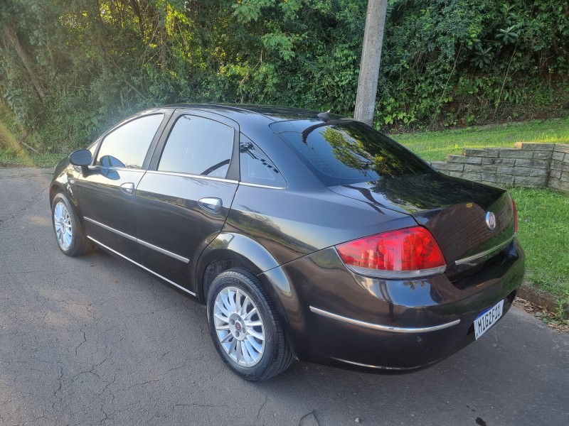 LINEA 1.8 ABSOLUTE 16V FLEX 4P AUTOMATIZADO - 2010 - ARROIO DO MEIO