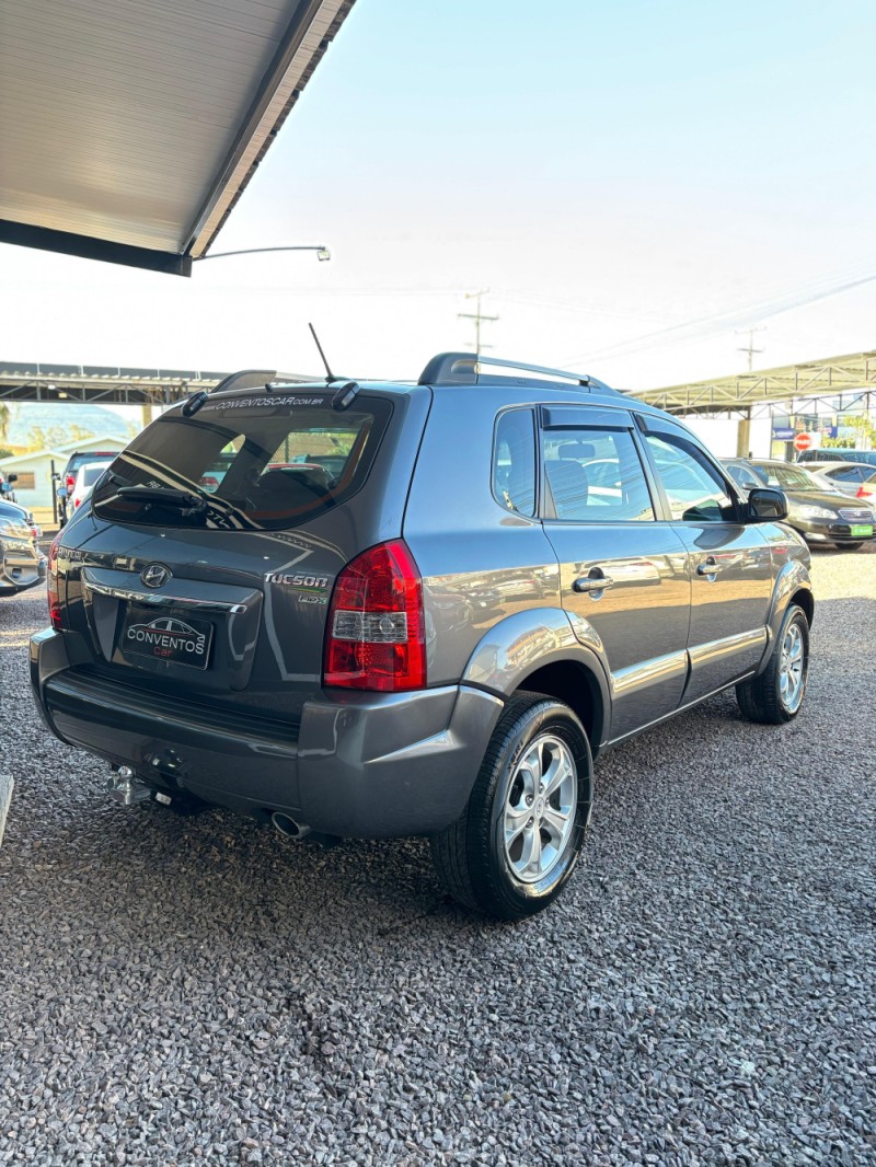 TUCSON 2.0 MPFI GLS 16V 143CV 2WD FLEX 4P AUTOMÁTICO - 2016 - LAJEADO