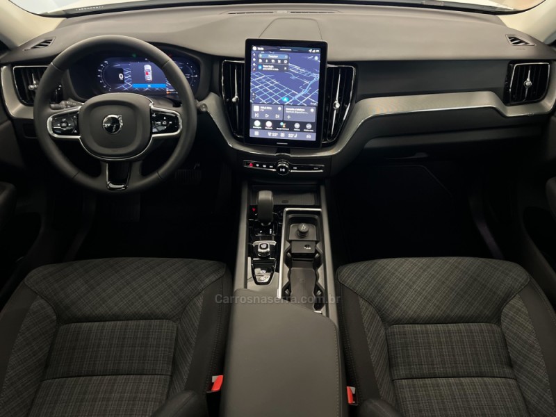 XC60 2.0 T8 RECHARGE PLUS AWD HIBRIDO 4P AUTOMÁTICO - 2026 - FLORES DA CUNHA