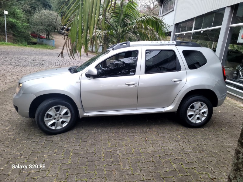 DUSTER 2.0 DYNAMIQUE 4X2 16V FLEX 4P AUTOMÁTICO - 2017 - NOVA PRATA