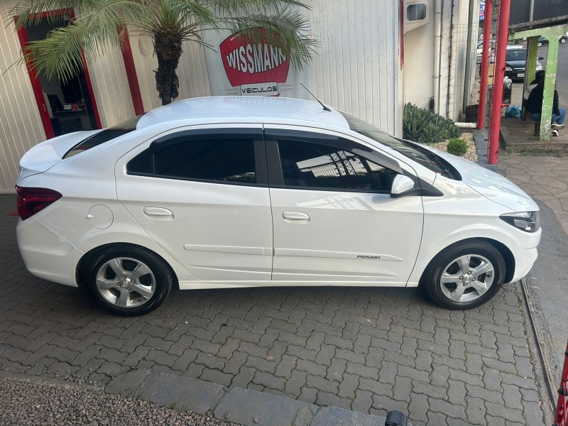 PRISMA 1.4 MPFI LT 8V FLEX 4P MANUAL - 2019 - TRêS COROAS