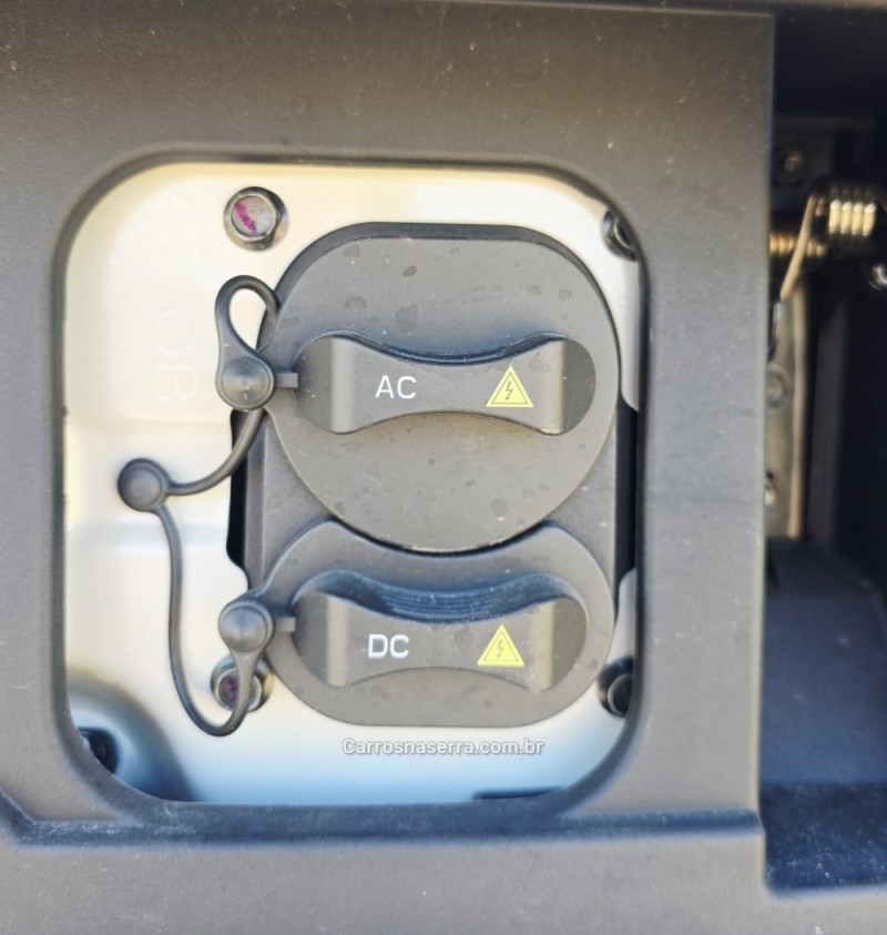 SPARK EUV ACTIV 6.6 KW ELÉTRICO 4P AUTOMÁTICO - 2026 - LAJEADO