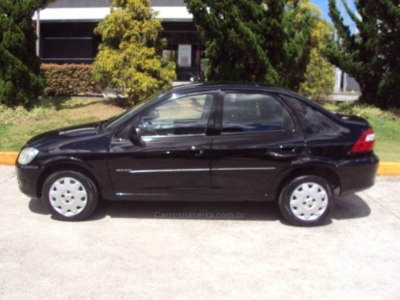 PRISMA 1.4 MPFI MAXX 8V FLEX 4P MANUAL - 2011 - CAXIAS DO SUL