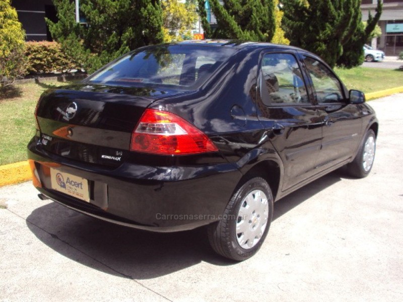 PRISMA 1.4 MPFI MAXX 8V FLEX 4P MANUAL - 2011 - CAXIAS DO SUL