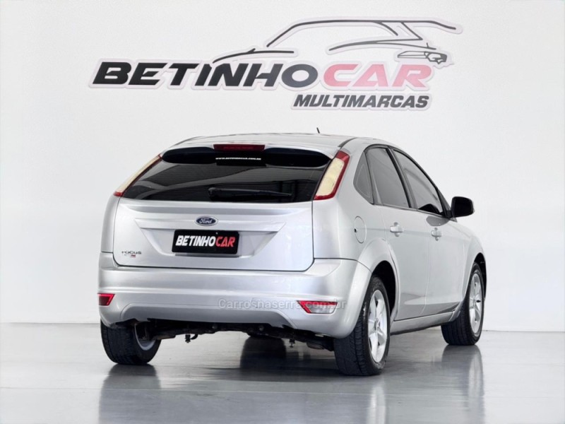 FOCUS 1.6 8V GASOLINA 4P MANUAL - 2011 - ESTâNCIA VELHA