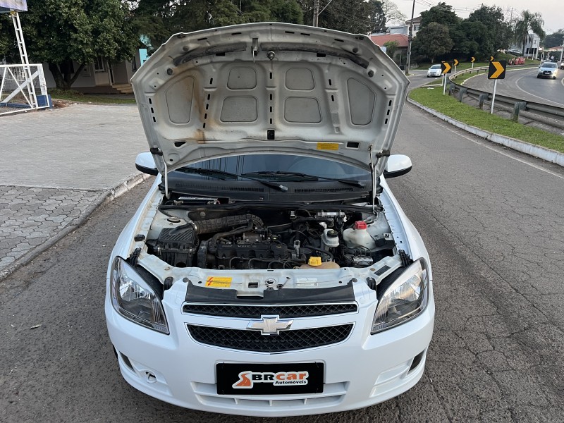 CELTA 1.0 MPFI LT 8V FLEX 4P MANUAL - 2014 - DOIS IRMãOS