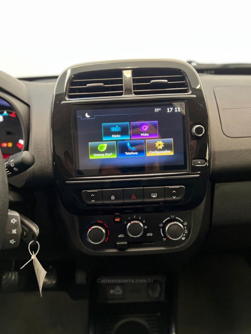 KWID 1.0 12V OUTSIDER FLEX 4P MANUAL - 2024 - NOVO HAMBURGO